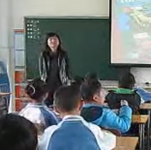 �J(r��n)�R(sh��)��e �R��Ƽ_���꼉(j��)С�W(xu��)��(sh��)�W(xu��)�n��չʾ�^Ħ�n��(sh��)�ҕ�l