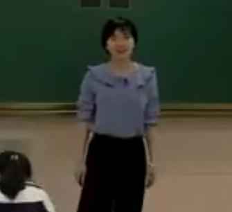 �����˽̰�С�W(xu��)���꼉(j��)�Z(y��)���σ�(c��)�����̵����ѡ��ڶ��n�r(sh��)_�ຣʡ��(y��u)�n