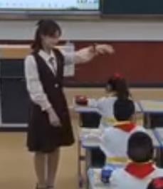 �M���еڶ���С�W�Z�ġ��p�����n�ý̌Wչʾ��Сë�x������ؕ�^��