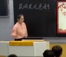 �������g(sh��)���n���½̲ă�(y��u)�|(zh��)�n�����գ��� 2�n�r�����g���g(sh��)��ɫ�ʡ�