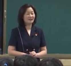 �y������������½̲ă��|�n��ِ��ʡِ��˼�����α���һ�ڶ���Ԫ3.2���Ї���ɫ������x�Ą������lչ�����ơ����r��֮�s���b�Ї���ɫ������x----˼�놢�ɵ�·