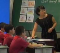 �Ĵ�ʡС�W(xu��)Ӣ�Z(y��)�̎��n�ý̌W(xu��)��(y��u)�|(zh��)�nչ�u(p��ng)Unit 6 Growing up (lesson3 Reading)