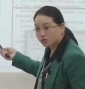 �^Ħ�n�����꼉�Ե��Ć�Ԫ��܊�񡷡��ʸ��ҡ���������С�W�Z���n�ý̌W�u��չʾ��ӣ�