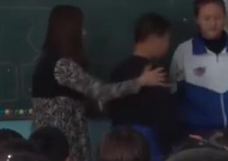 pepС�WӢ�Z���꼉�σ�Unit 5 What does he do Read and���ɹ� - ������˹