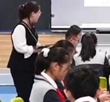 ���е����c���ΌW(xu��)�ƽ̎��n�ý̌W(xu��)��ِҕ�l�����գ����꼉�σԵڰ��n��һ���} ���Һ� ��Ҳŕ���_ʏ��