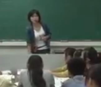 科普仁愛版八年級(下) Unit 8 Our Clothes Topic1 We will have a class fashion show.重慶市 - 開州區