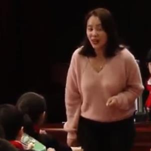 �ڶ���ȫ���y��С�W�Z�Ľ̿ƕ����|�n��������Ԫ���u����СŮ������һ�n�r-�ؑc������С�WУ