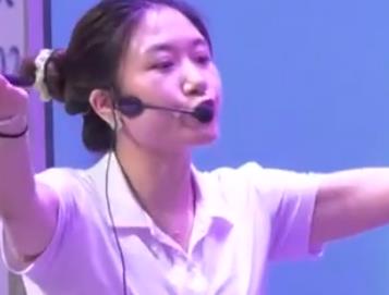 �ؑc��С�W(xu��)Ӣ�Z�̎���(y��u)�|(zh��)�n��ِ�F(xi��n)���n��2023�꣩��a big web in chognqing�����o���~����