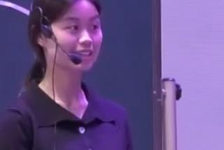 �ؑc��С�WӢ�Z�̎���(y��u)�|�n��ِ�F(xi��n)���n��2023�꣩��a race in the chongqing eighteen-stairs���߽𭂣���ɽ�h��